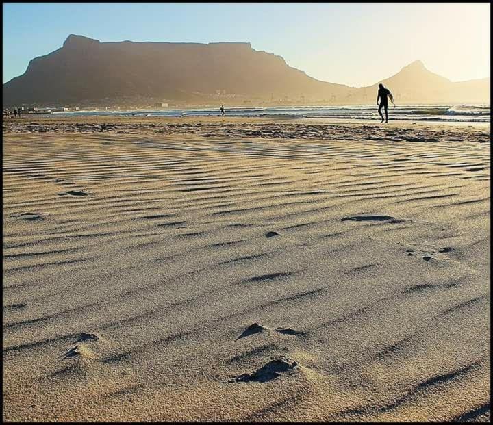 Infinity Self Catering Beachfront 302